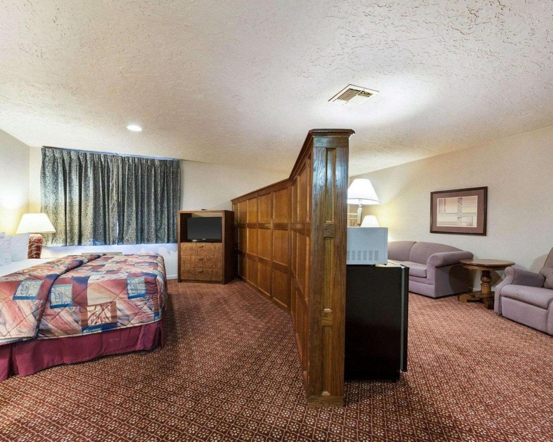 ג'אספר Rodeway Inn מראה חיצוני תמונה